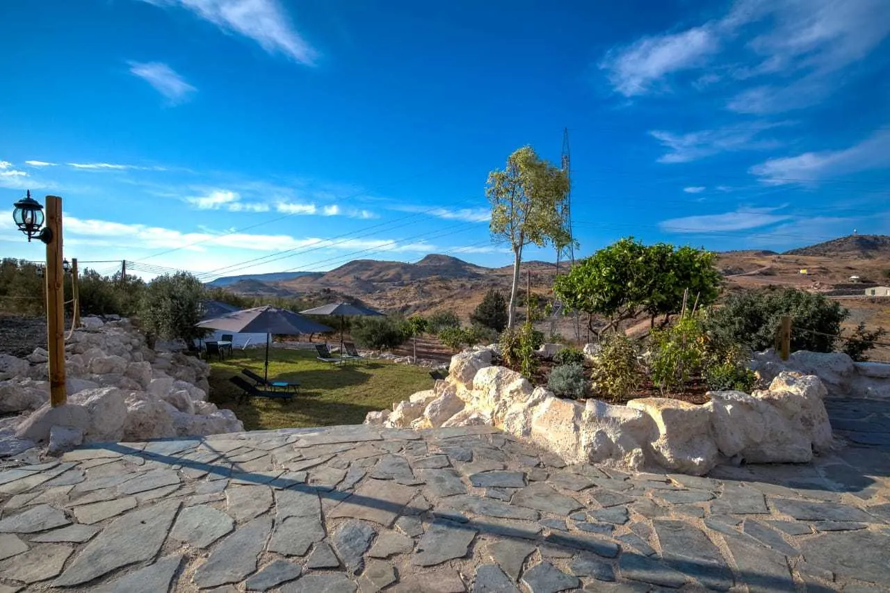 Land + House in Anarita, Paphos , Cyprus Overlooking the Mountains — photo 3