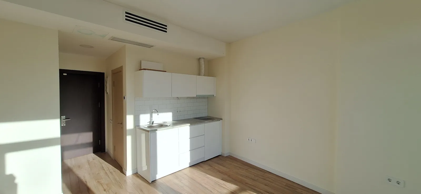 Brand New Studio in Batumi, Georgia with Panoramic View — الصورة 3