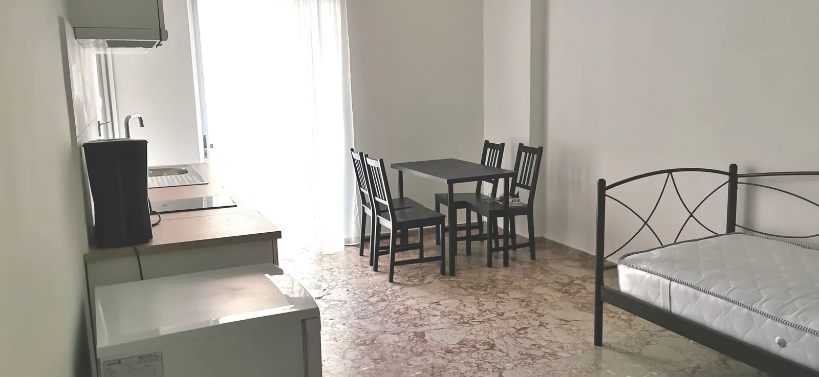 Apartment for Sale in Athens (Center), Greece — الصورة 4