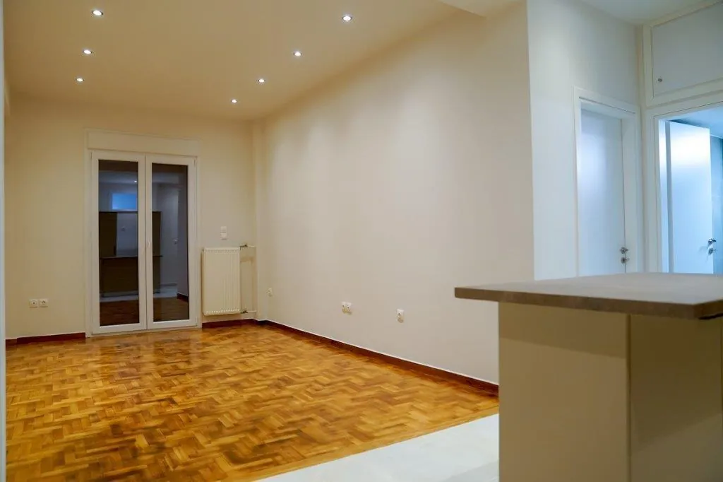 Apartment in Center of Athens, Greece — الصورة 2