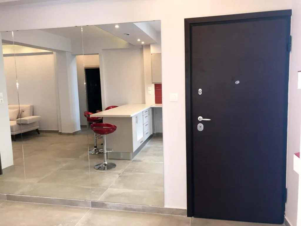 Apartment in Hilton, Greece — photo 3