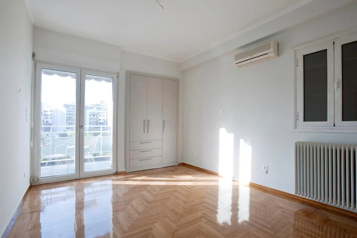 Apartment in Neos kosmos, Acropolis Athens, Greece — الصورة 4