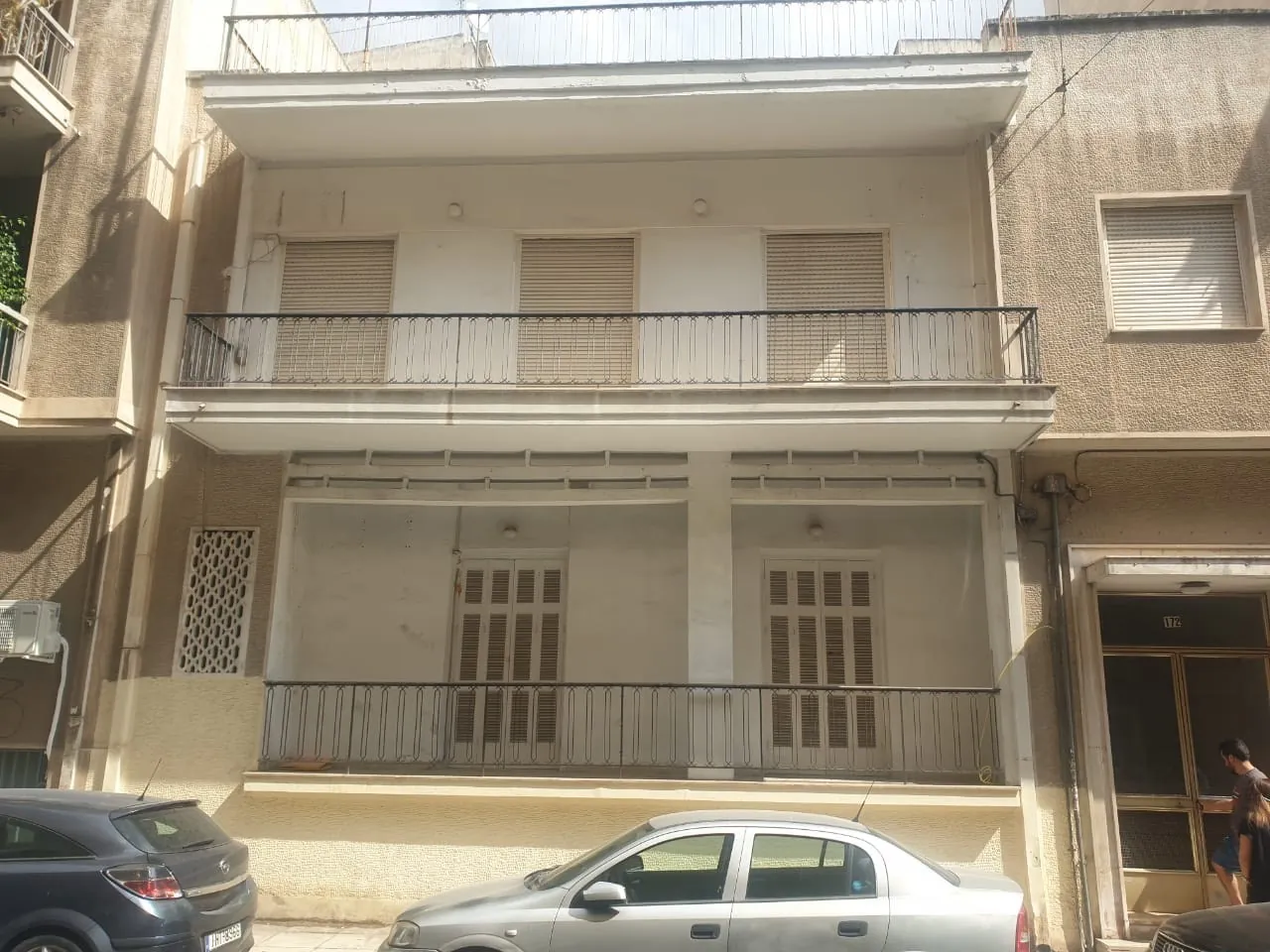 2 Storey Building in Kato Patissia, Athens, Greece
