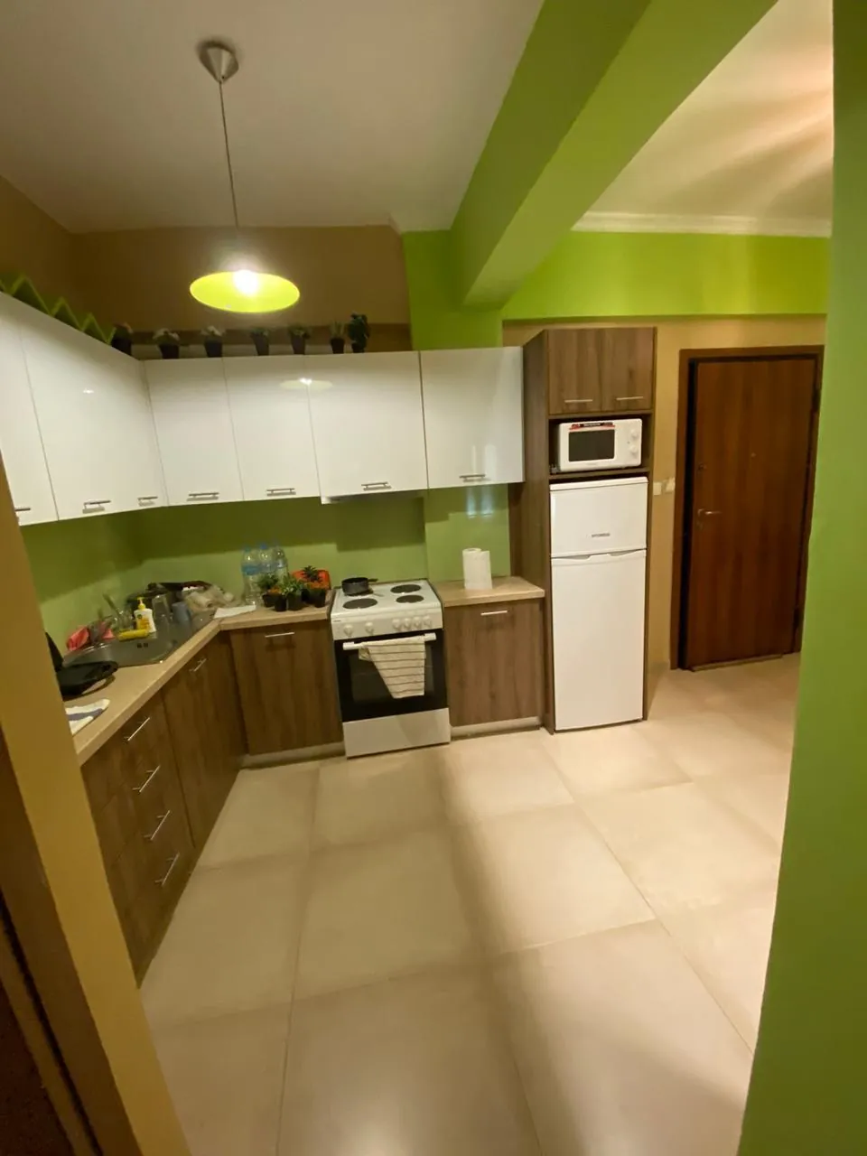 Fully Furnished Apartment in Metaxourgio, Athens, Greece — الصورة 3