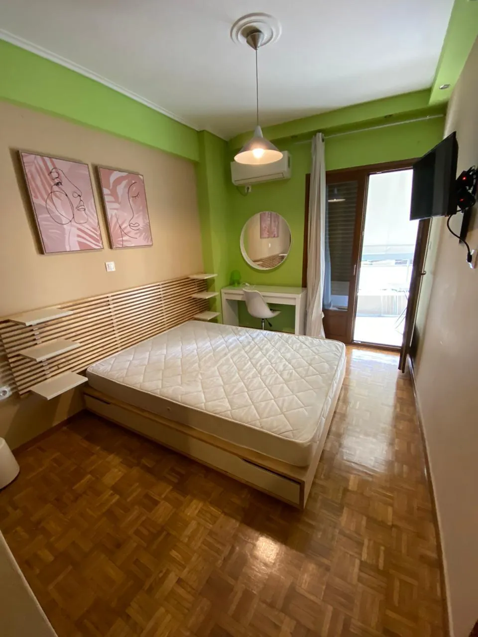 Fully Furnished Apartment in Metaxourgio, Athens, Greece — الصورة 4