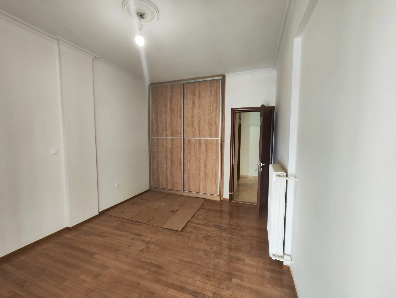 Renovated Apartment in Center of Athens, Greece with Cityscape View — الصورة 4