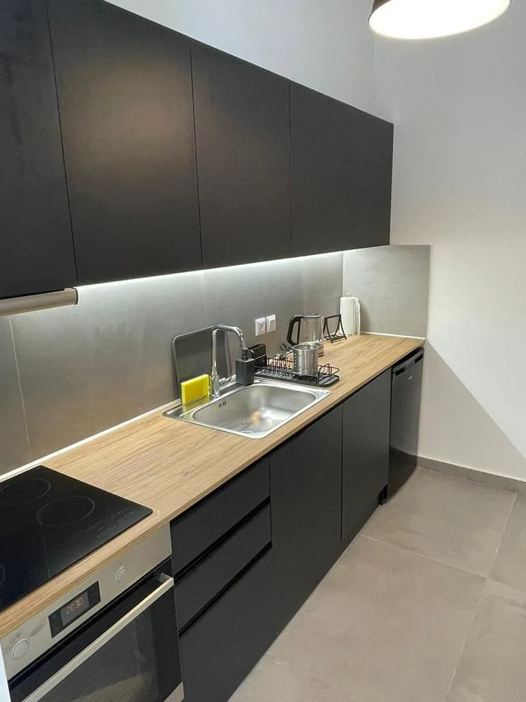 Apartment in Piraeus, Athens, Greece — photo 4