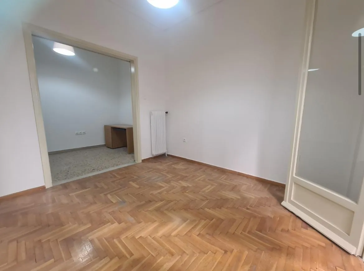 Affordable Apartment in Neos Kosmos, Greece