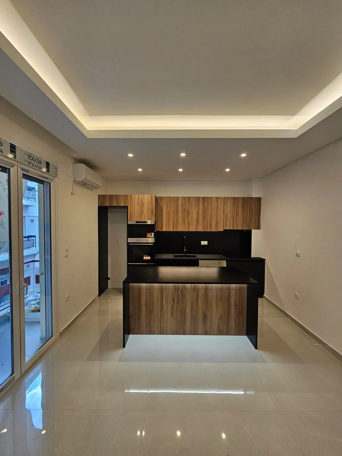 Prime Location Apartment Piraeus, Greece — photo 2