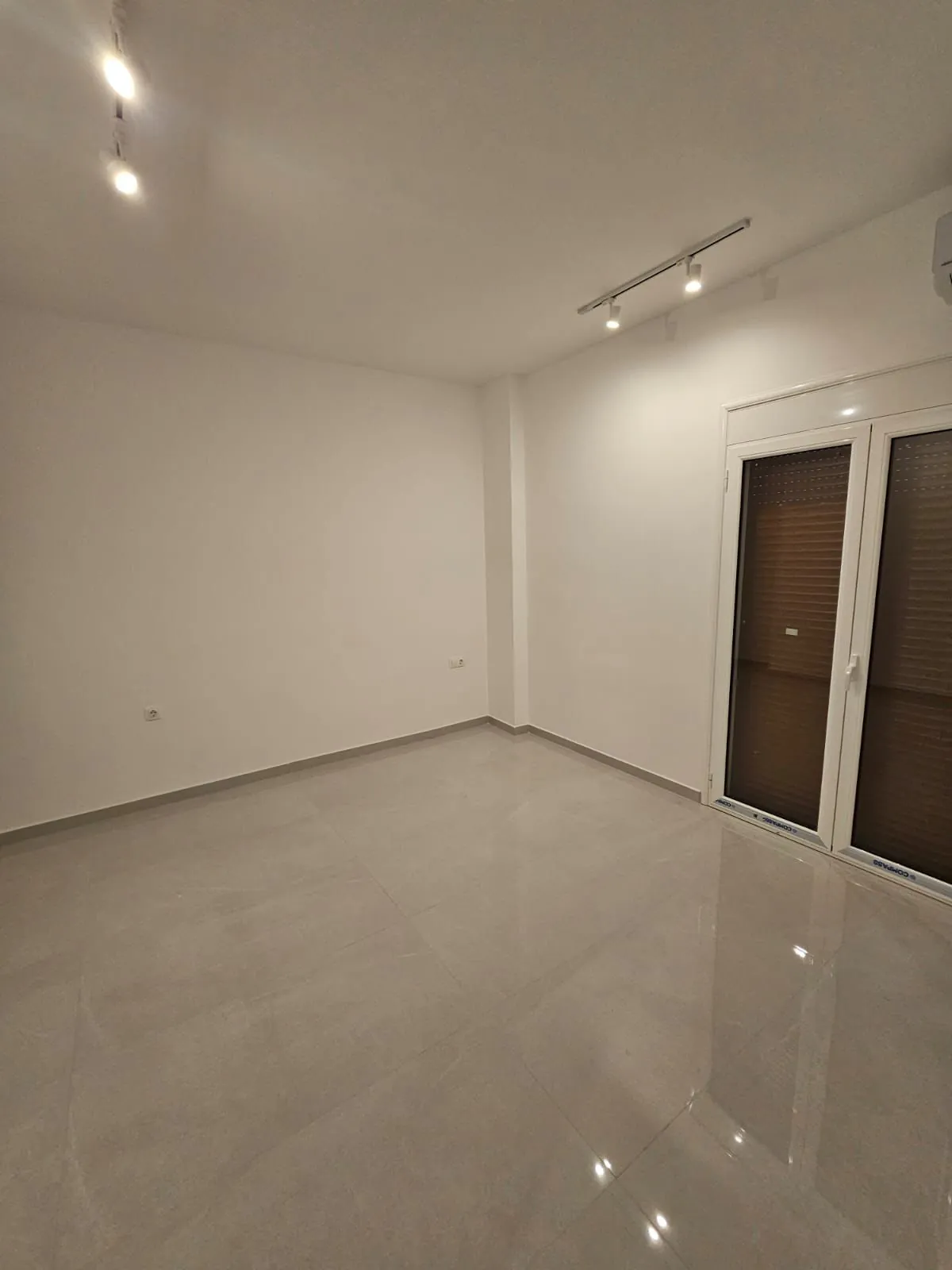 Prime Location Apartment Piraeus, Greece — photo 5