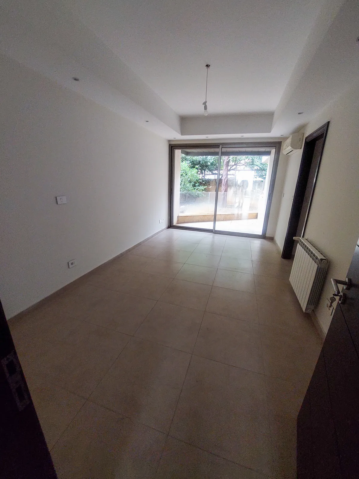High End Apartment in Dik El Mehdi, Metn with Mountain View — الصورة 5