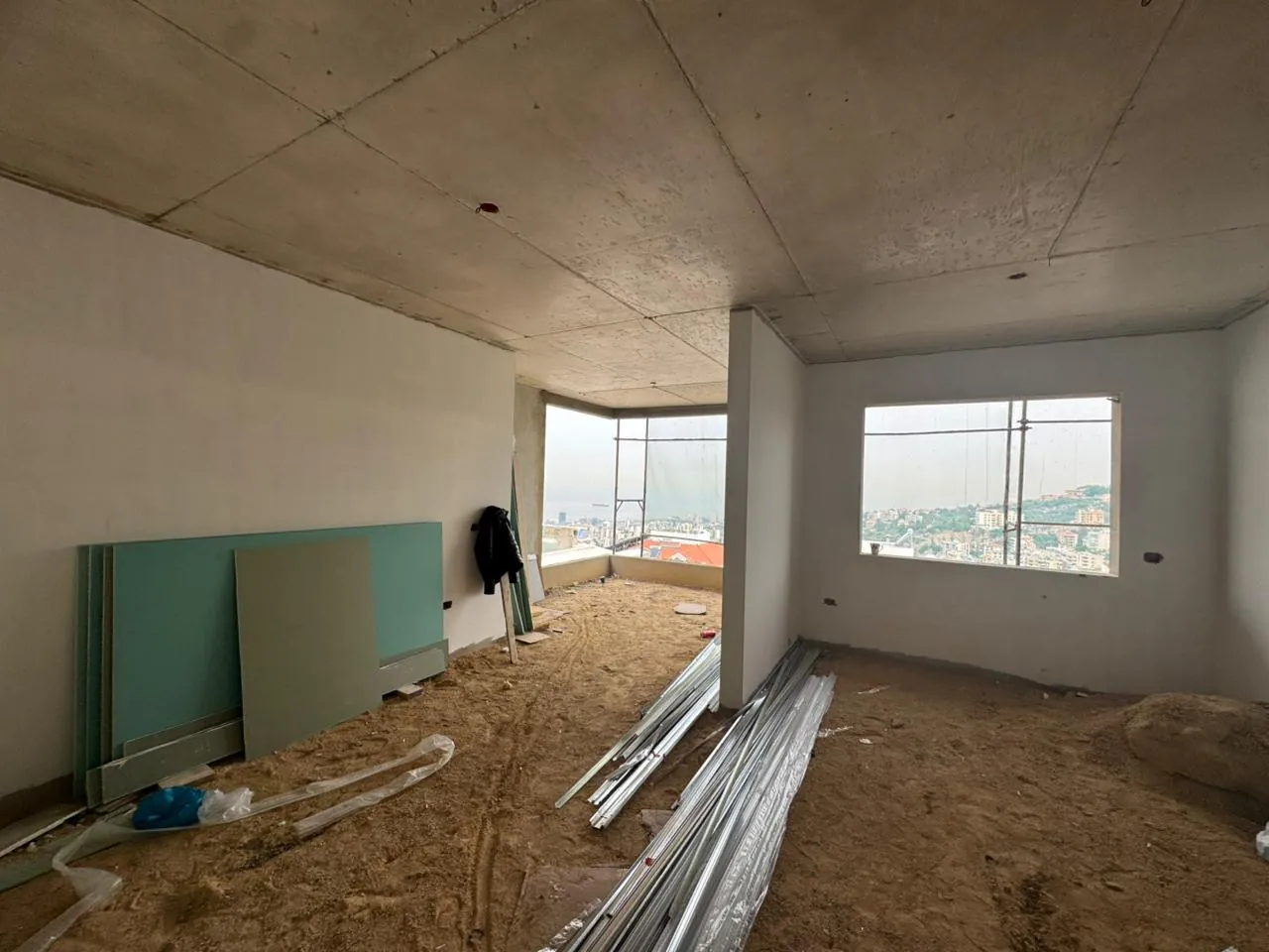 Apartment for Sale in Bsalim