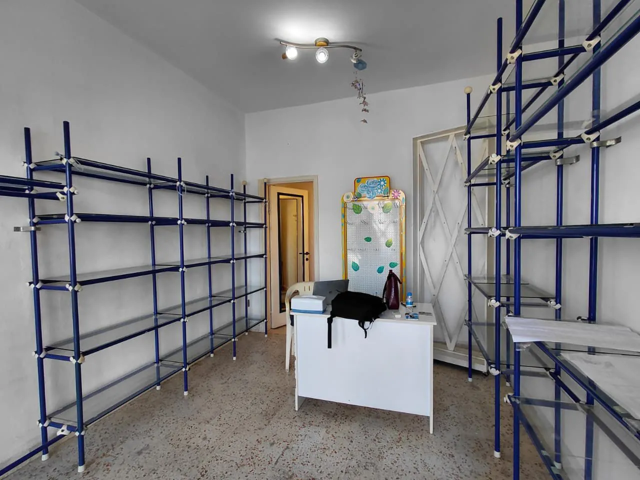 Shop for Rent In Blat