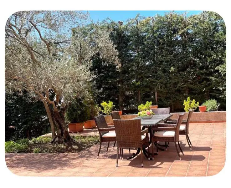 Villa for Rent In Raifoun