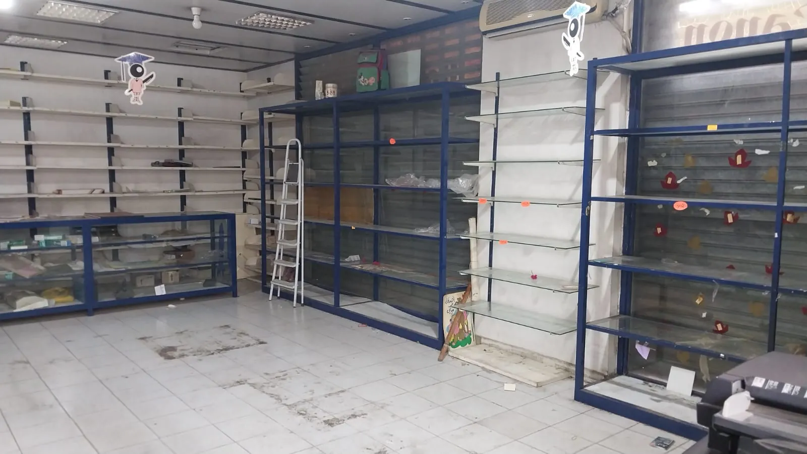 Shop for Sale in Dora