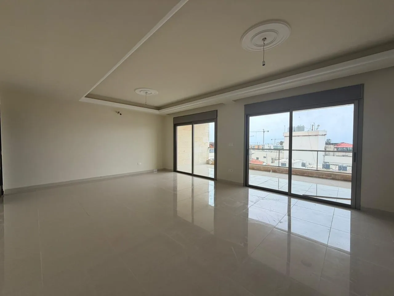 Apartment for Rent in Tabarja — الصورة 4