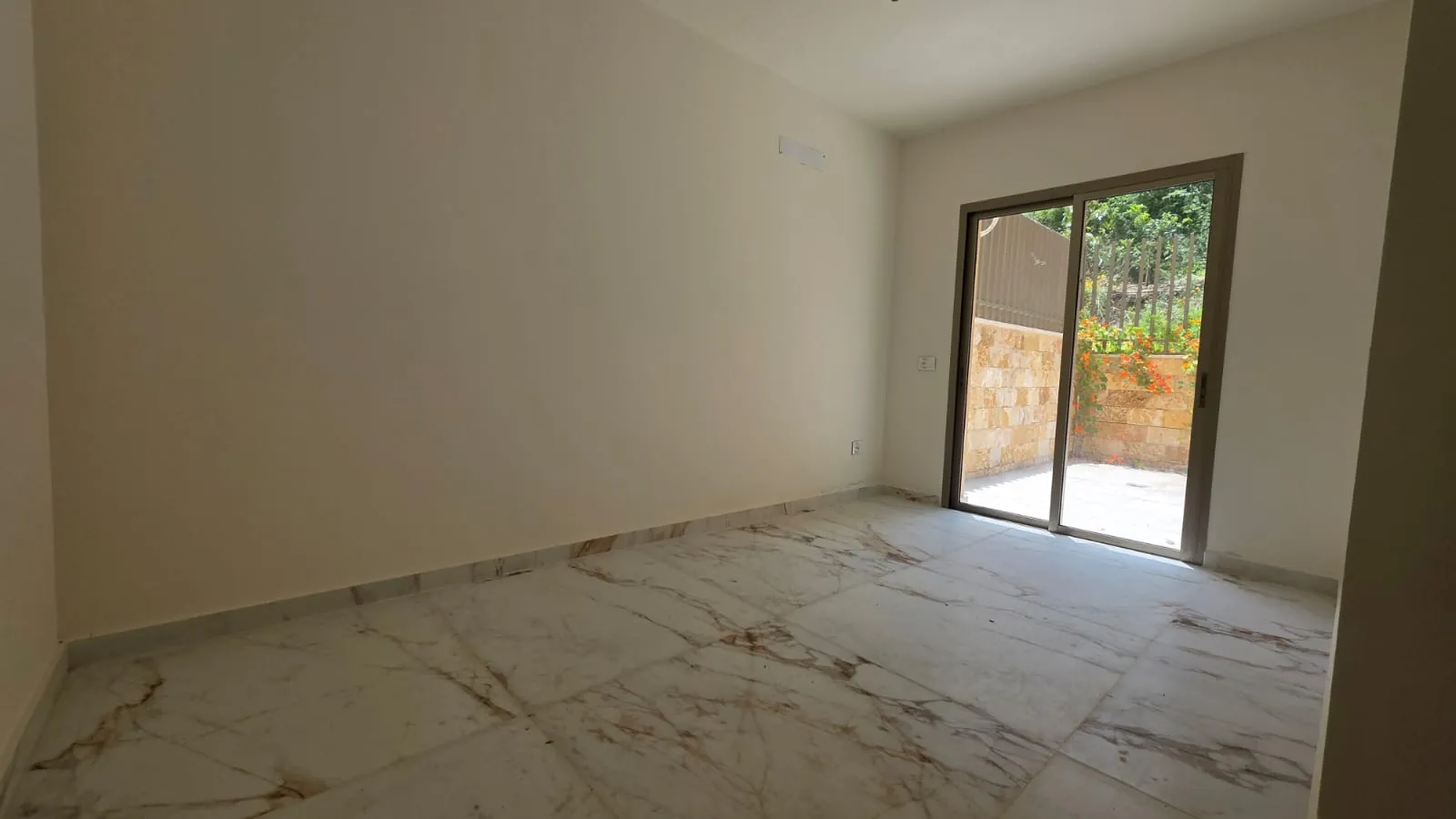 Apartment for Sale in Awkar — photo 3