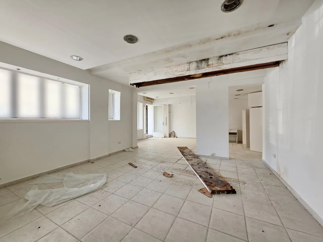 Shop for Rent in Achrafieh — الصورة 4