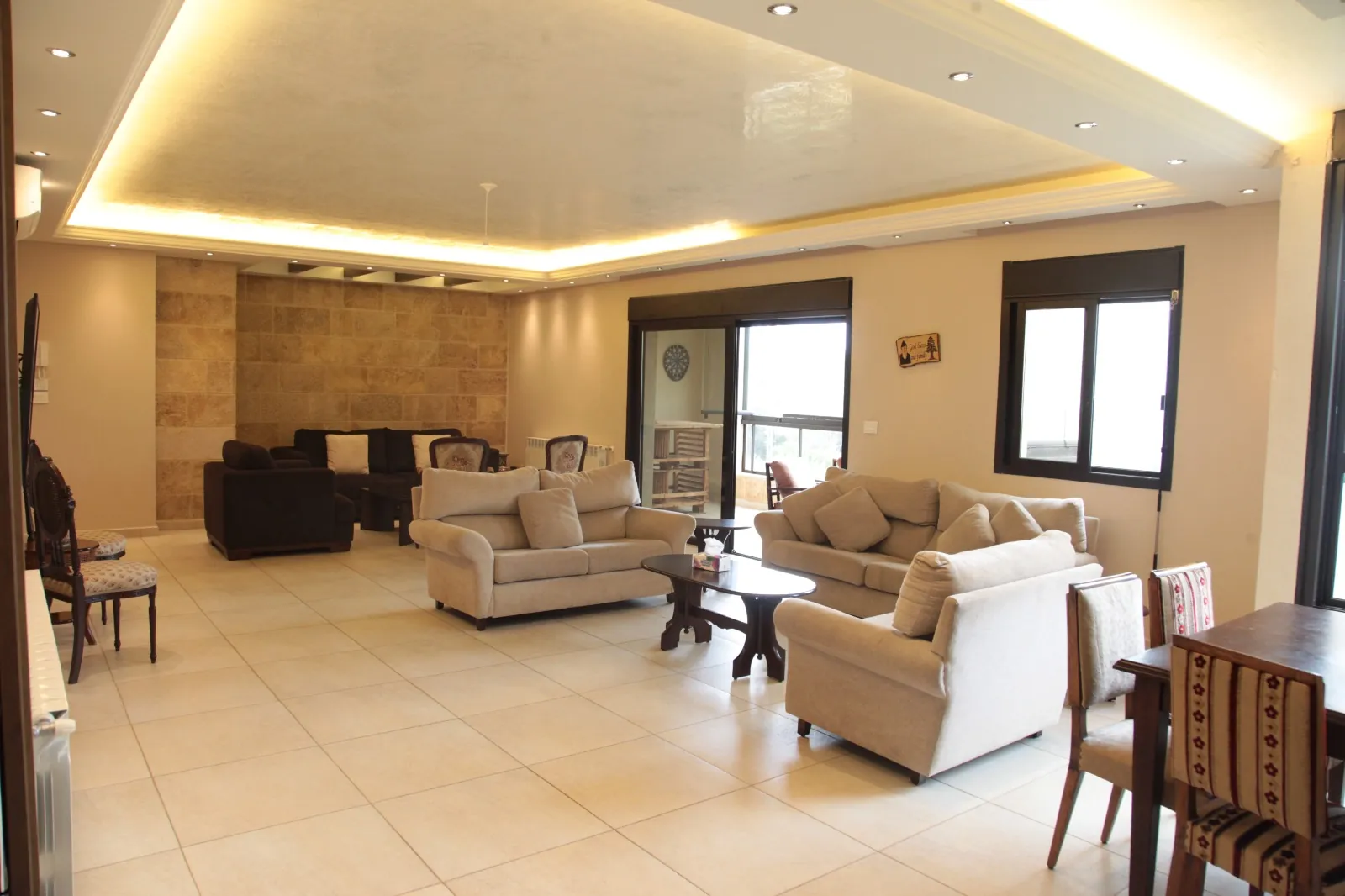 Apartment for Rent in Amchit — الصورة 5
