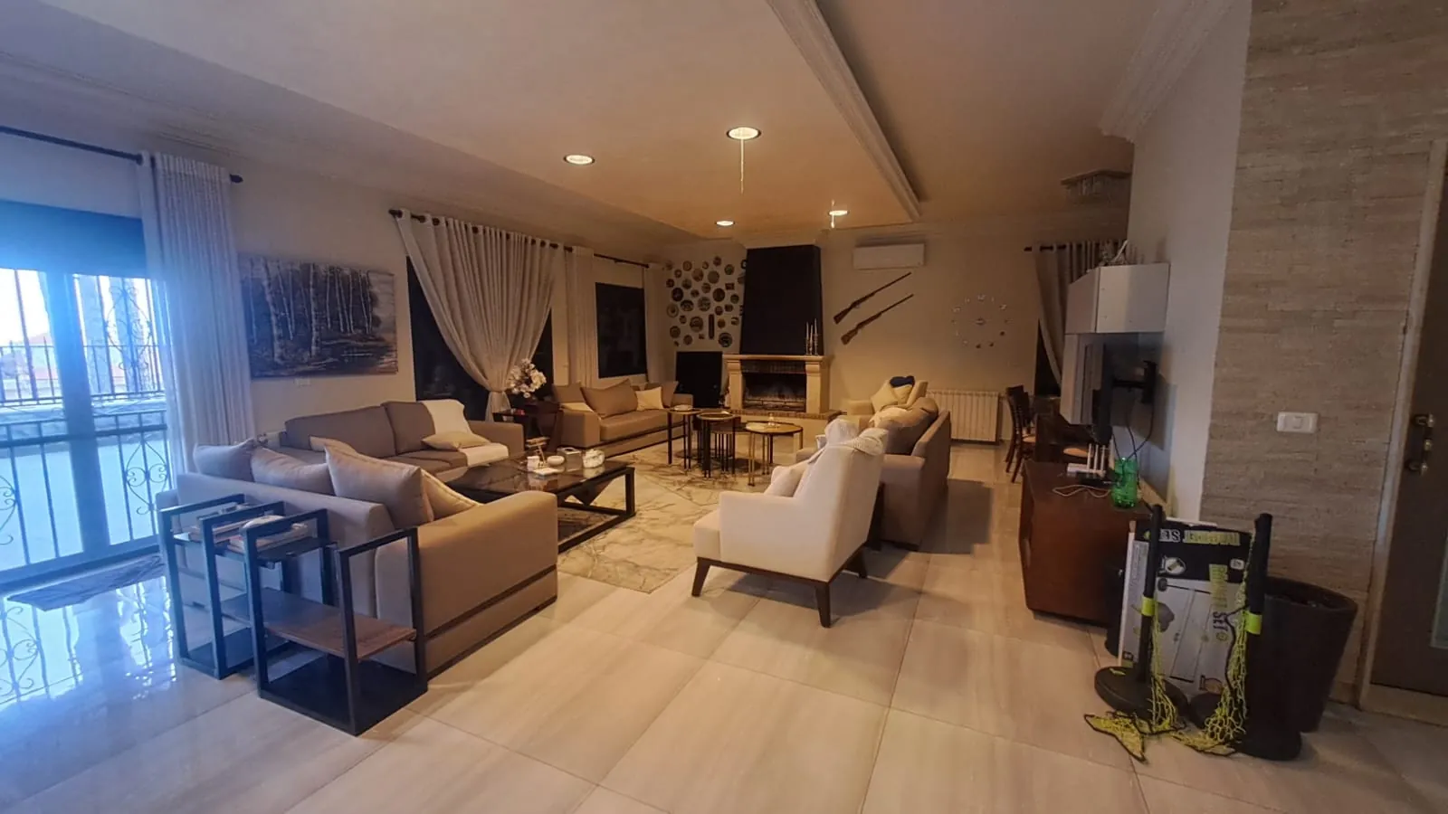 Villa for Sale in Bolonia