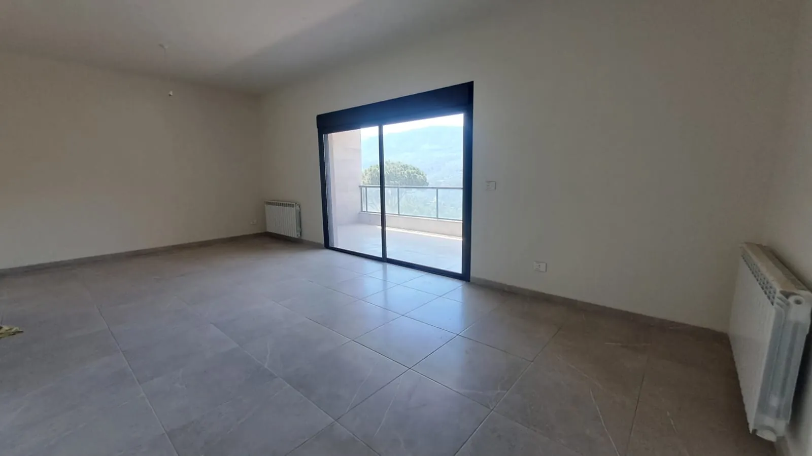 Apartment for Sale in Baabdat
