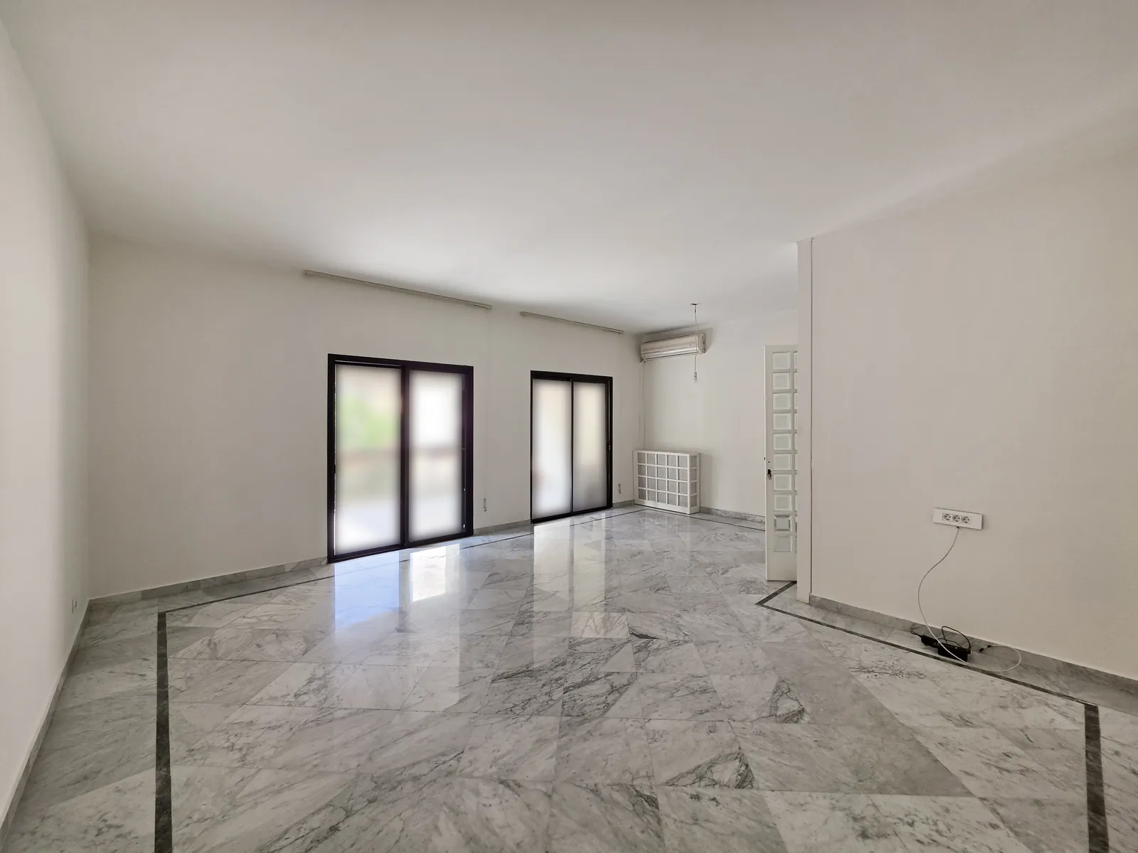 Apartment for Rent Achrafieh — photo 1