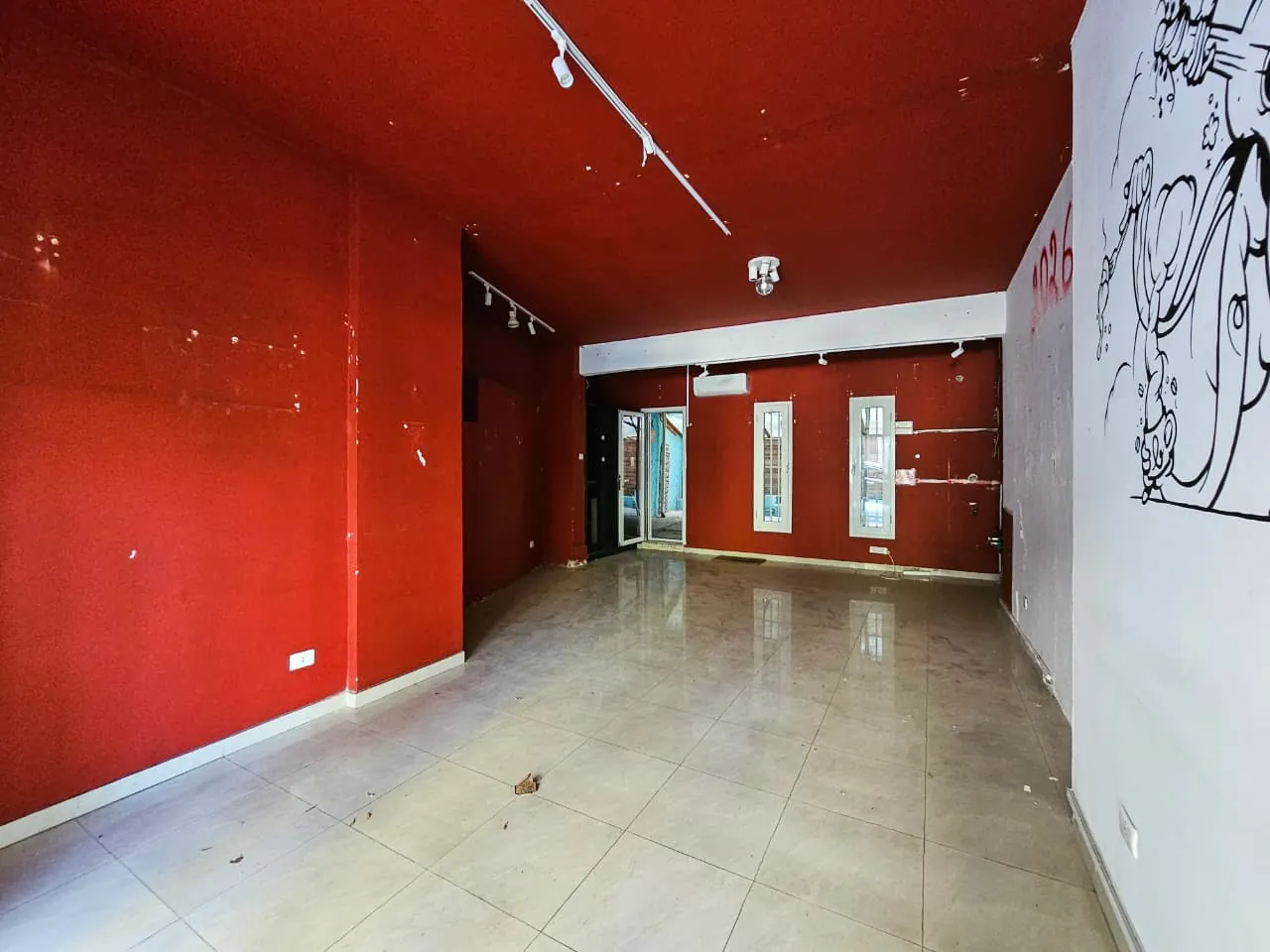 Shop for Rent in Achrafieh — الصورة 1