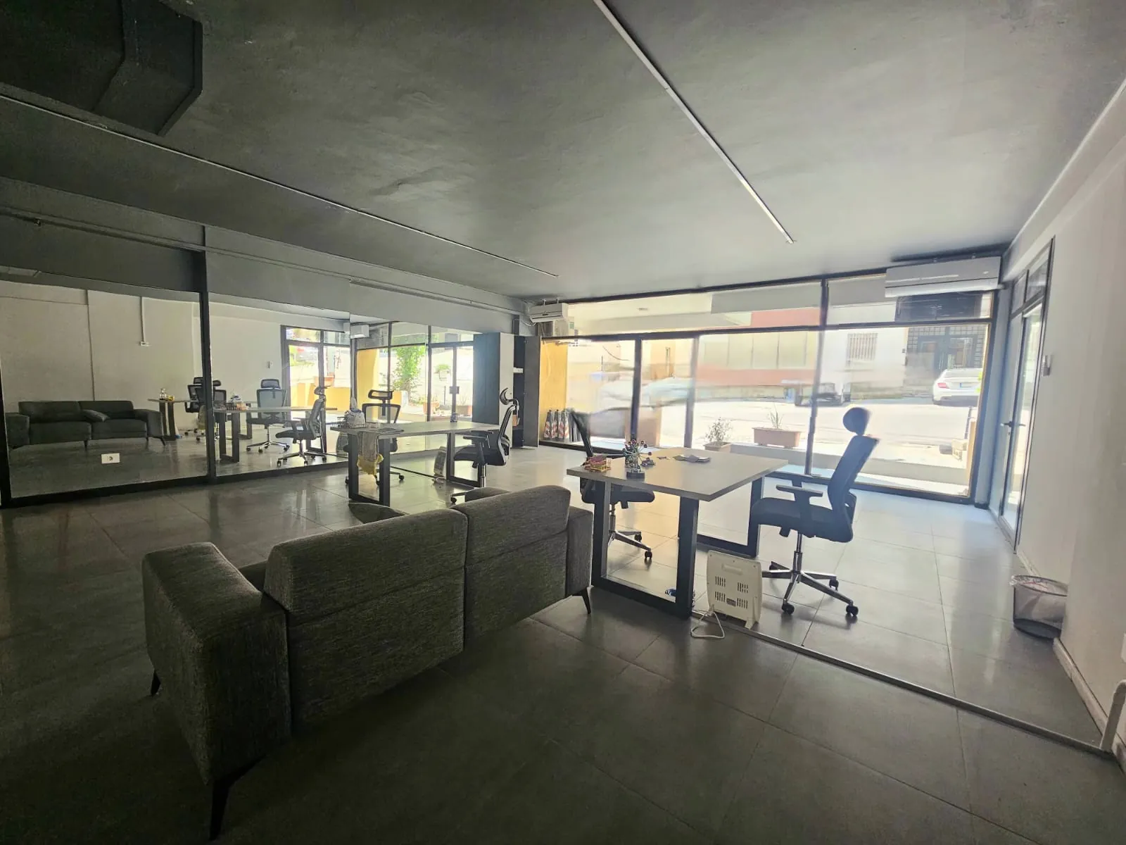 Commercial Space for Rent in Zouk Mosbeh — الصورة 2