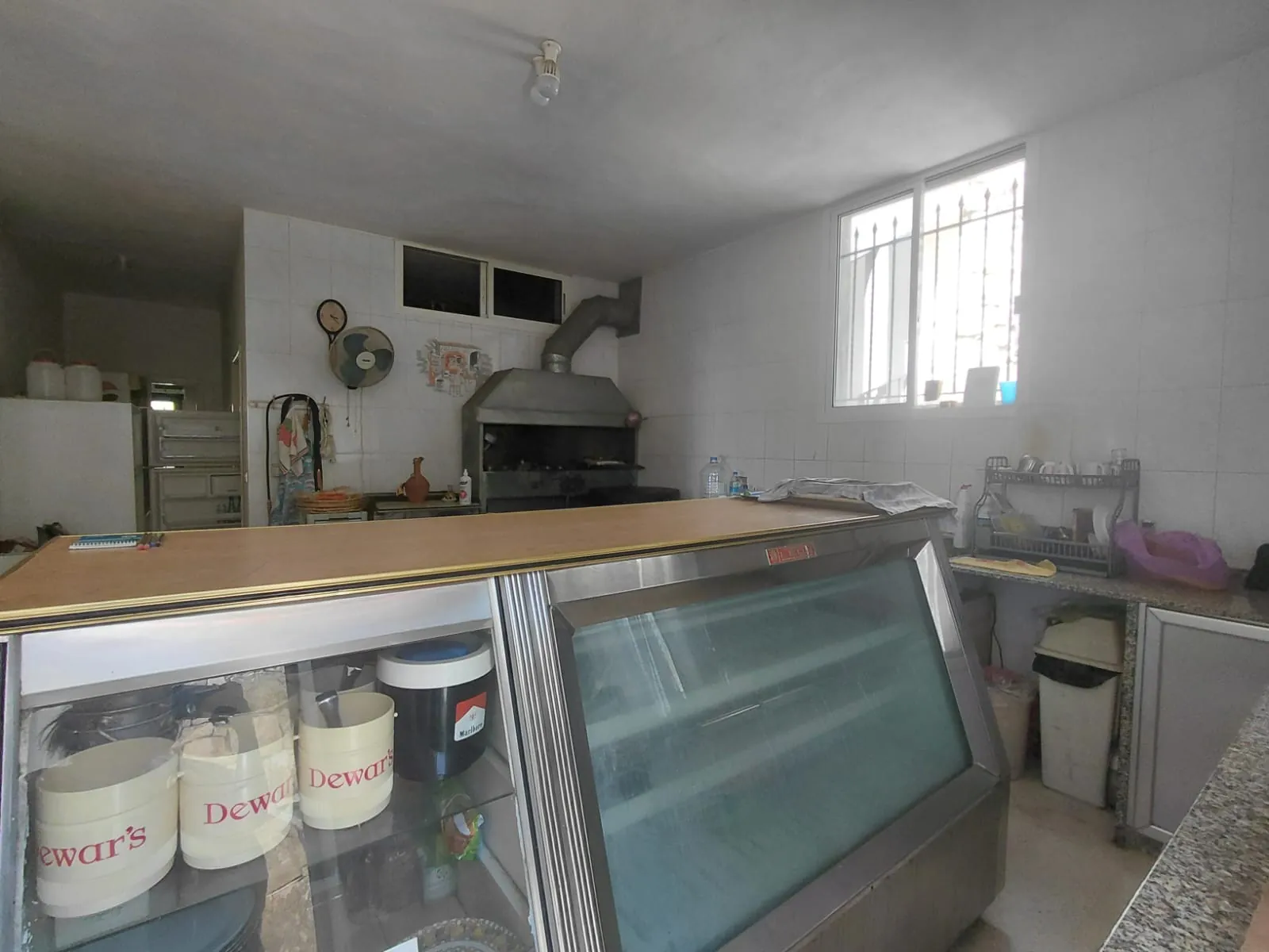 Restaurant for Rent In Annaya — الصورة 3