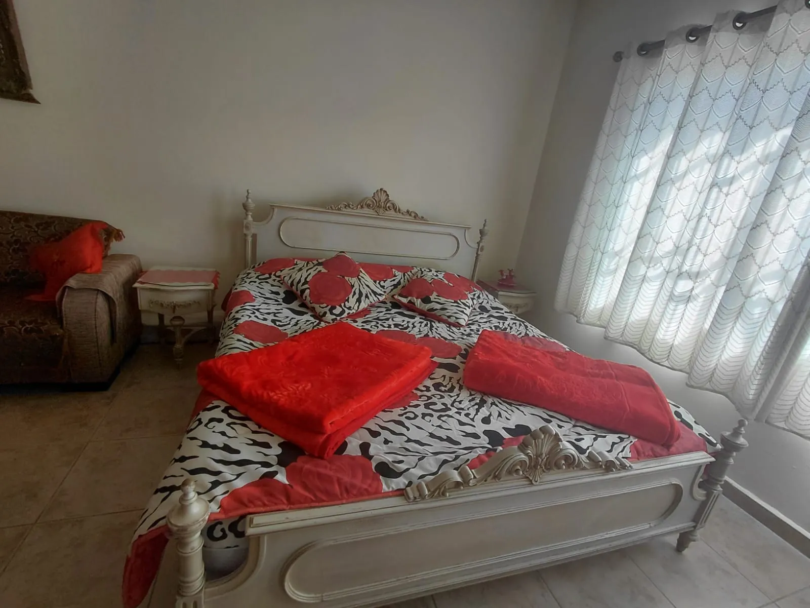Chalet for Rent In Annaya — photo 2
