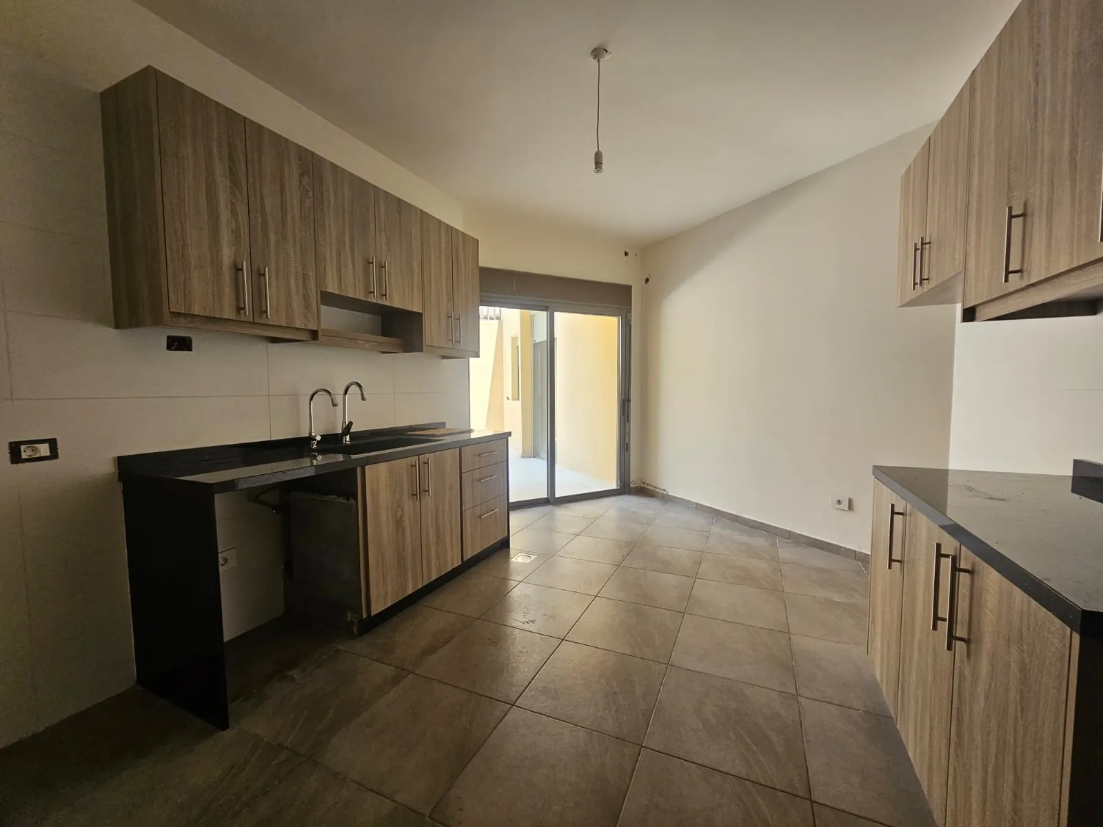 Apartment for Sale in Adonis — photo 5