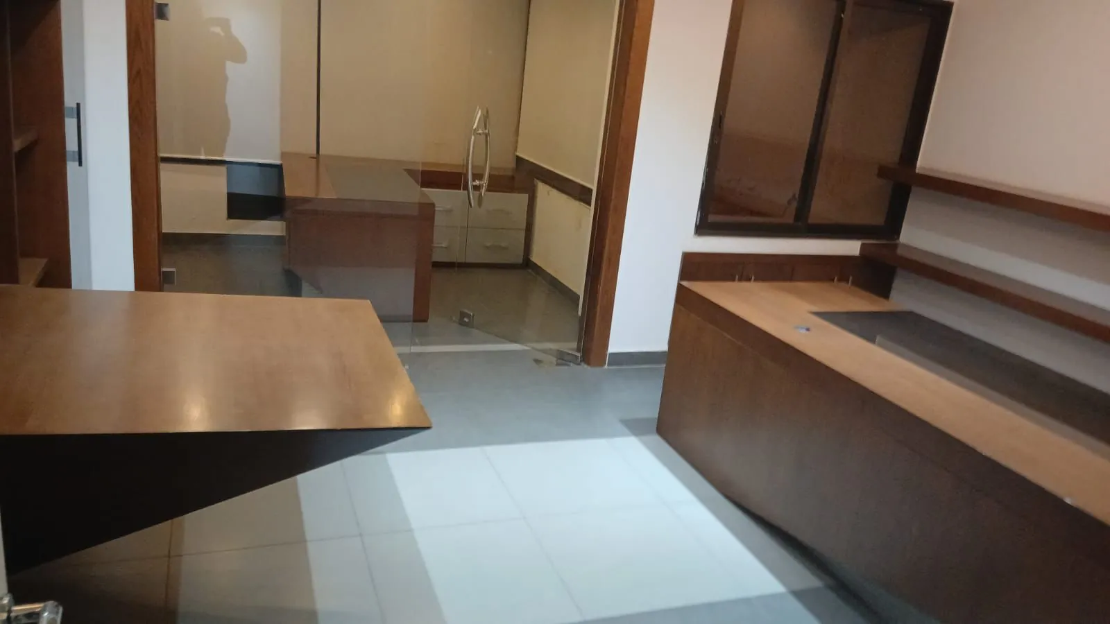 Office for Rent in Antelias — الصورة 2