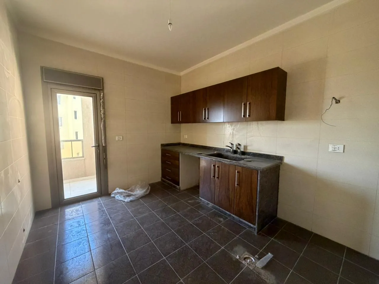 Apartment for Rent In Jbeil — الصورة 4