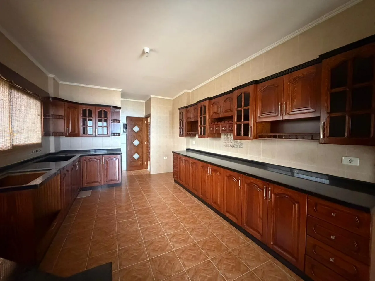 Apartment for Rent in Blat — الصورة 5