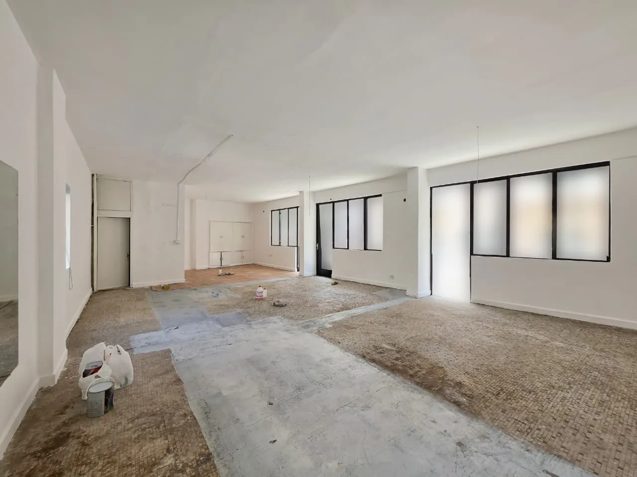 Office for Rent in Achrafieh — photo 1