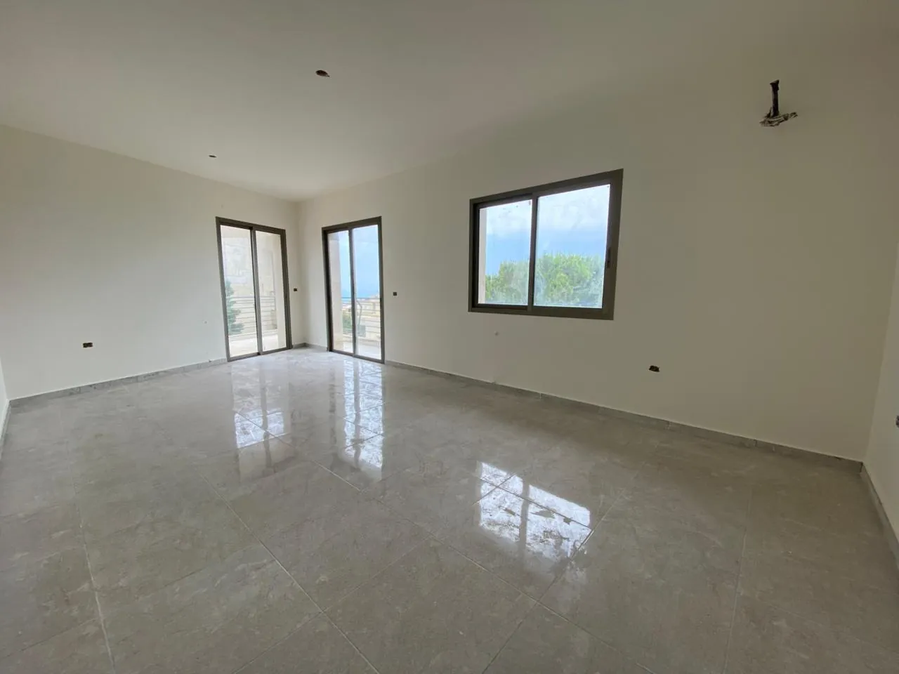 Apartment for Sale In Hboub
