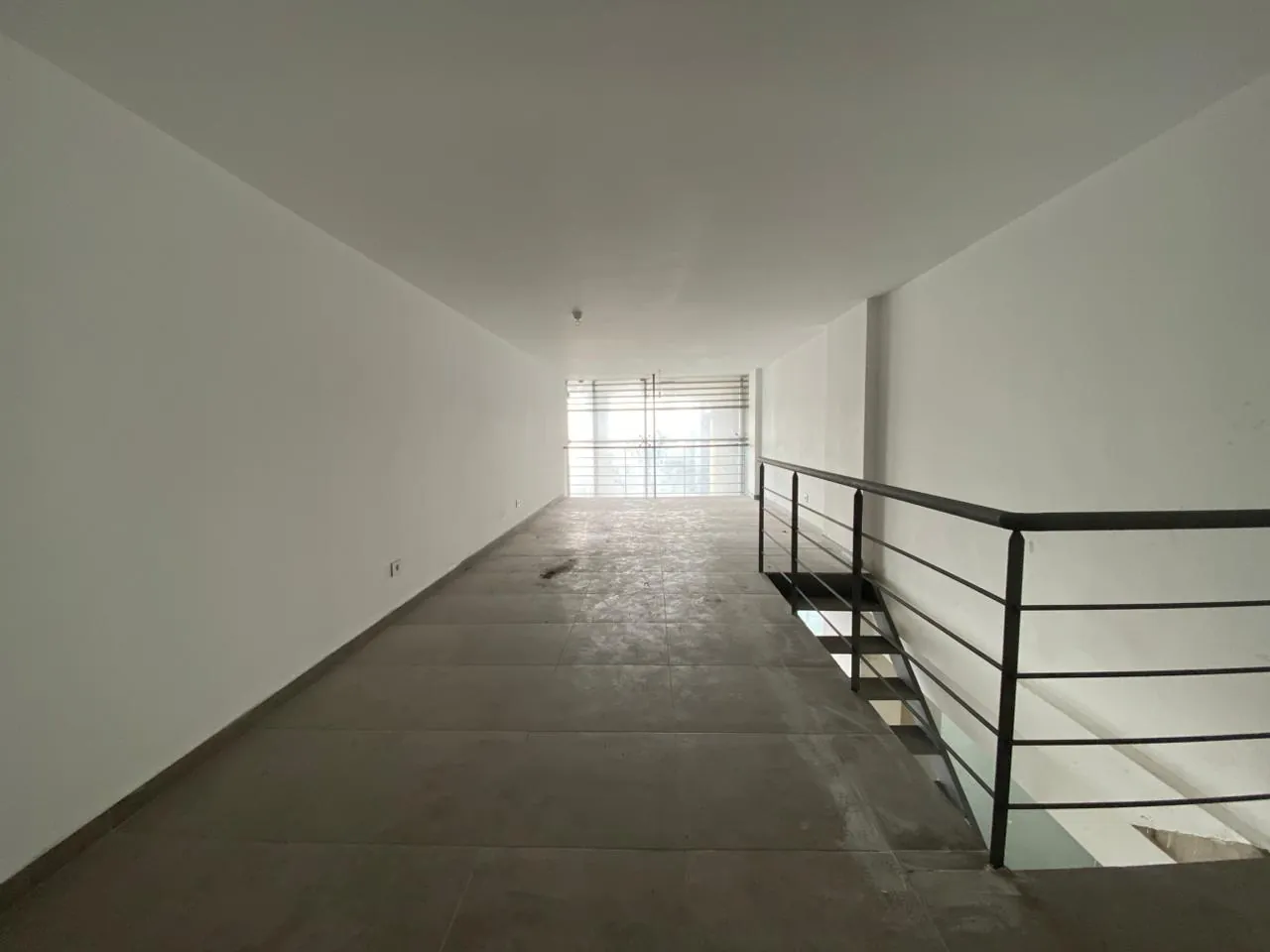 Shop for Rent In Jbeil — الصورة 2