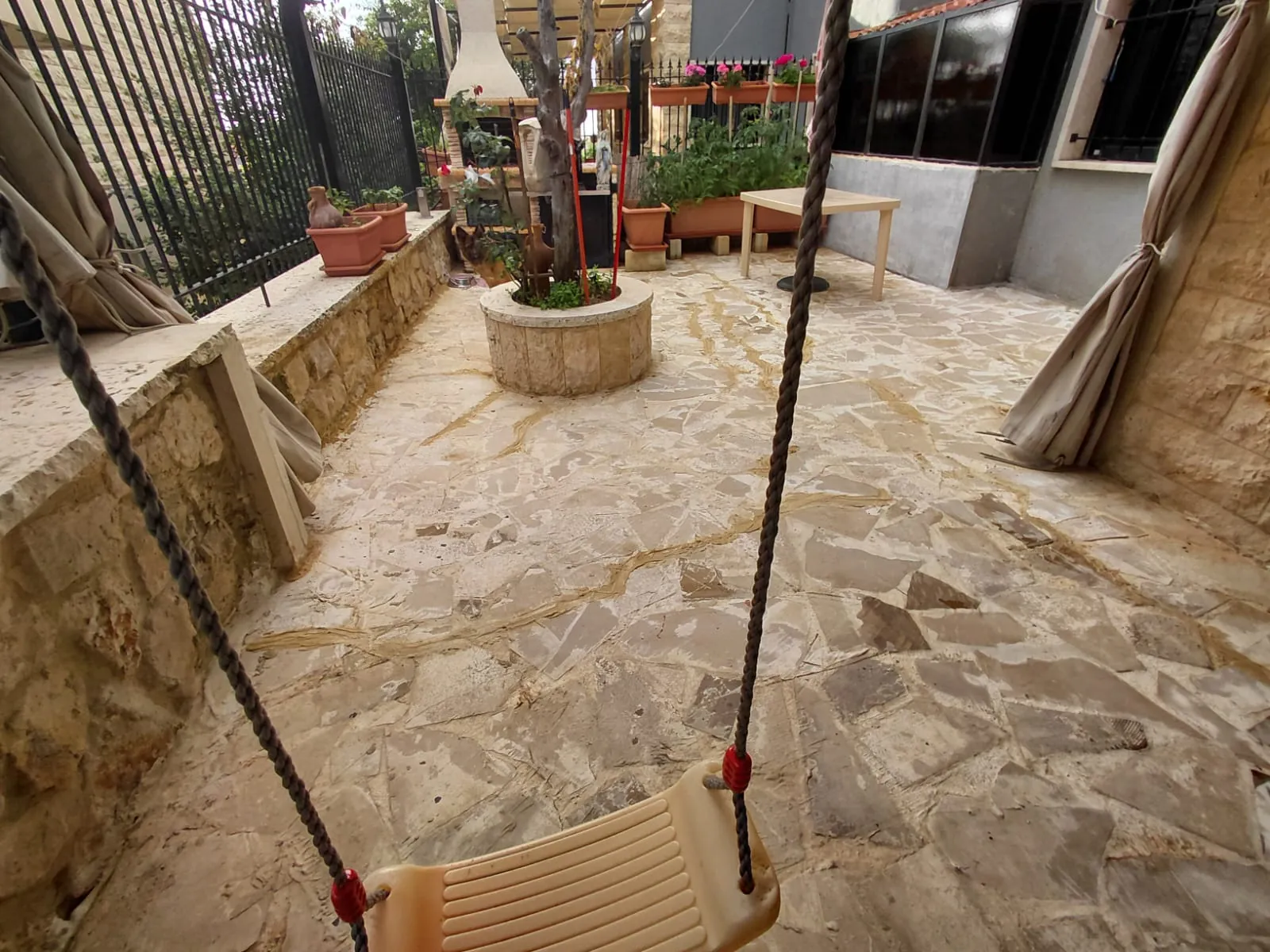 Apartment for Sale In Annaya