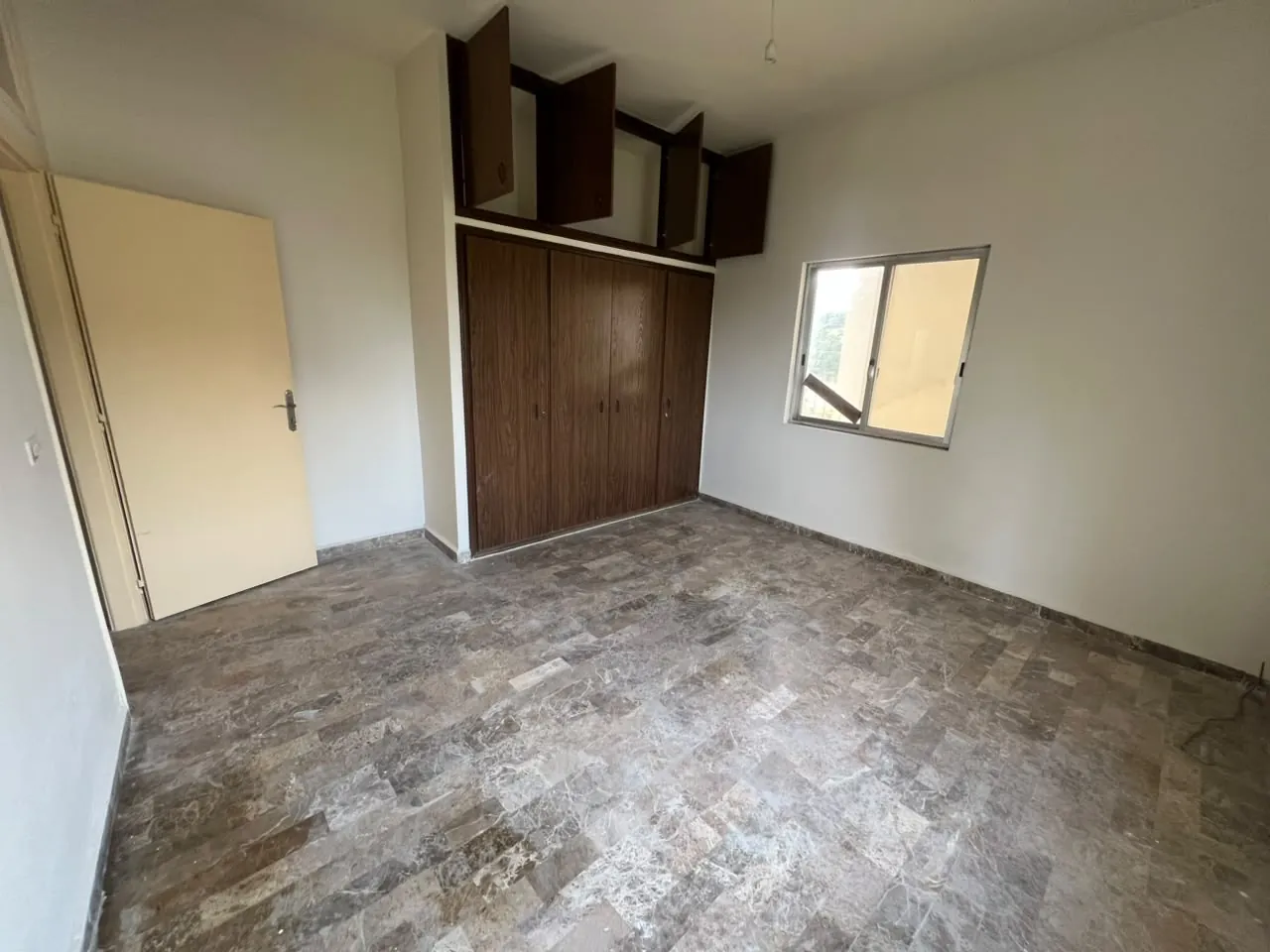 Apartment for Sale in Batroun — الصورة 3