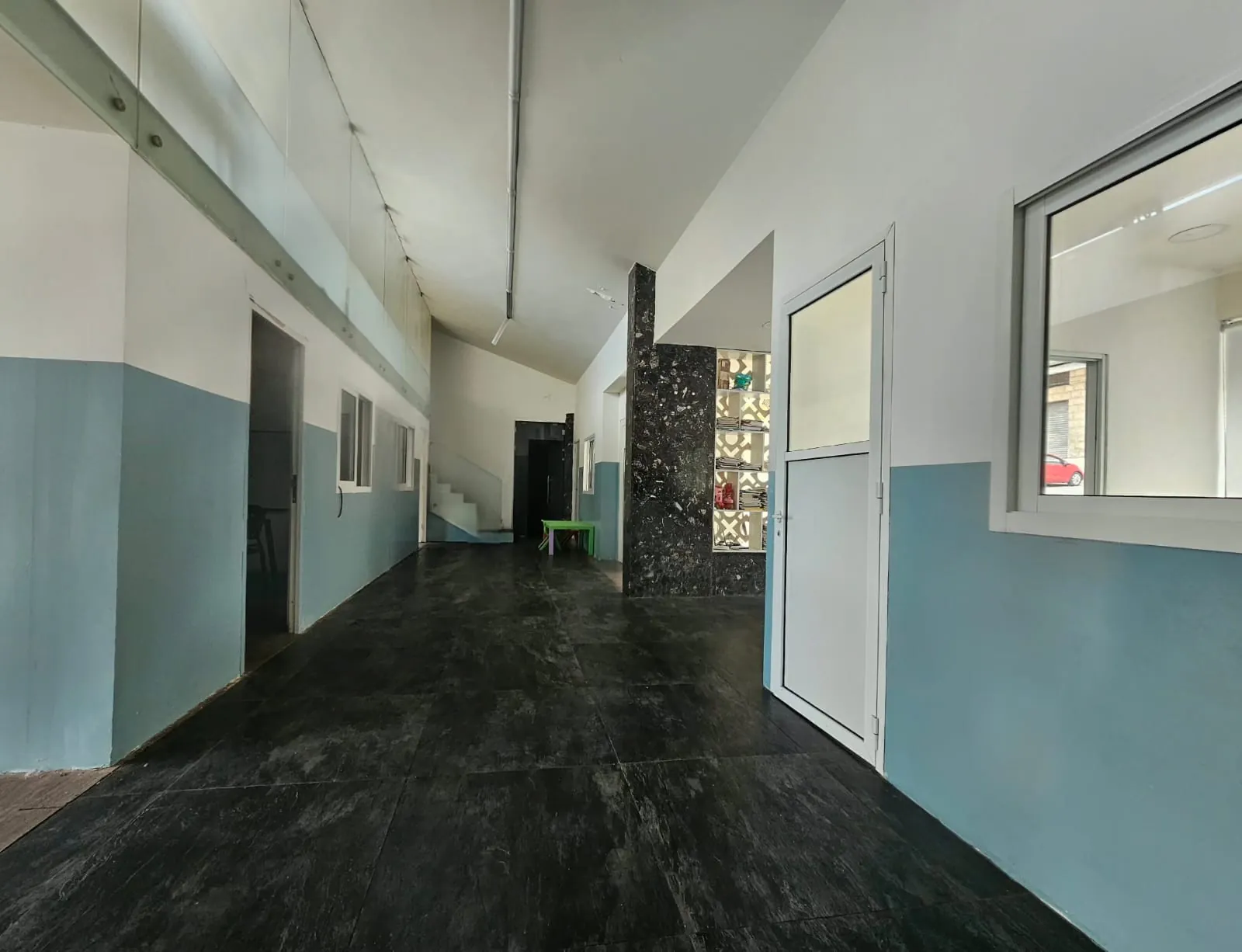 Commercial property for Rent in Sahel Alma