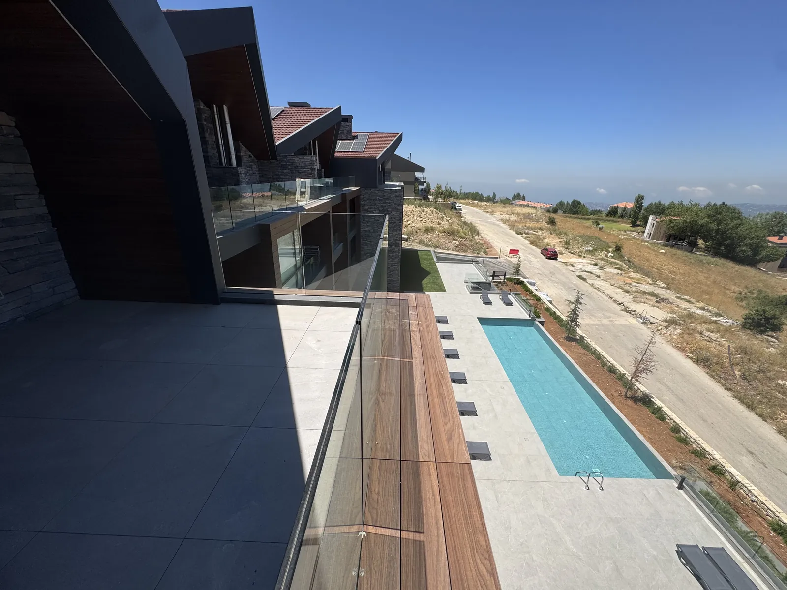 Chalet for Sale in Zaarour — الصورة 3