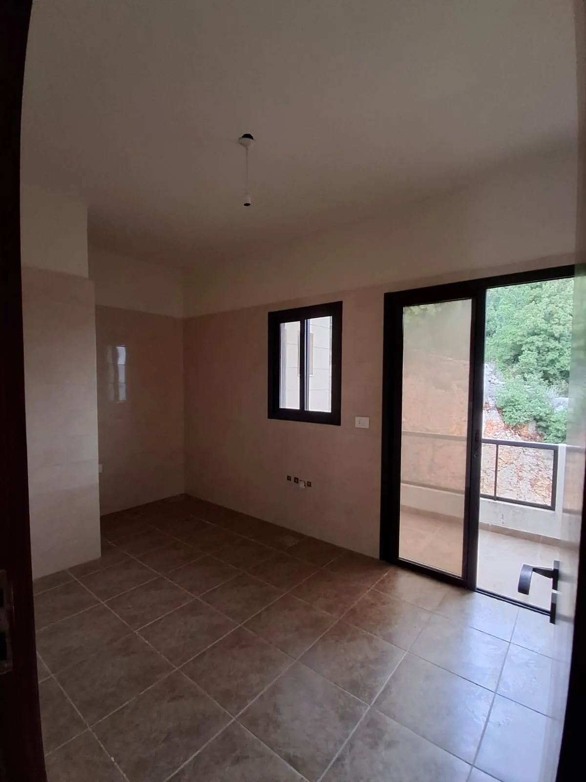 Duplex Apartment for Sale In Achkout — الصورة 4