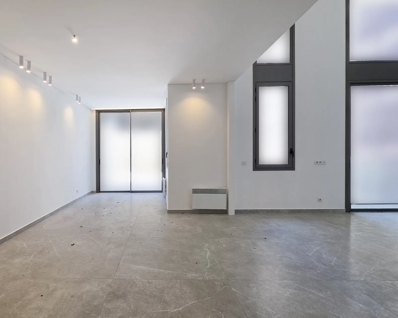 Flat for Rent in Achrafieh — الصورة 2