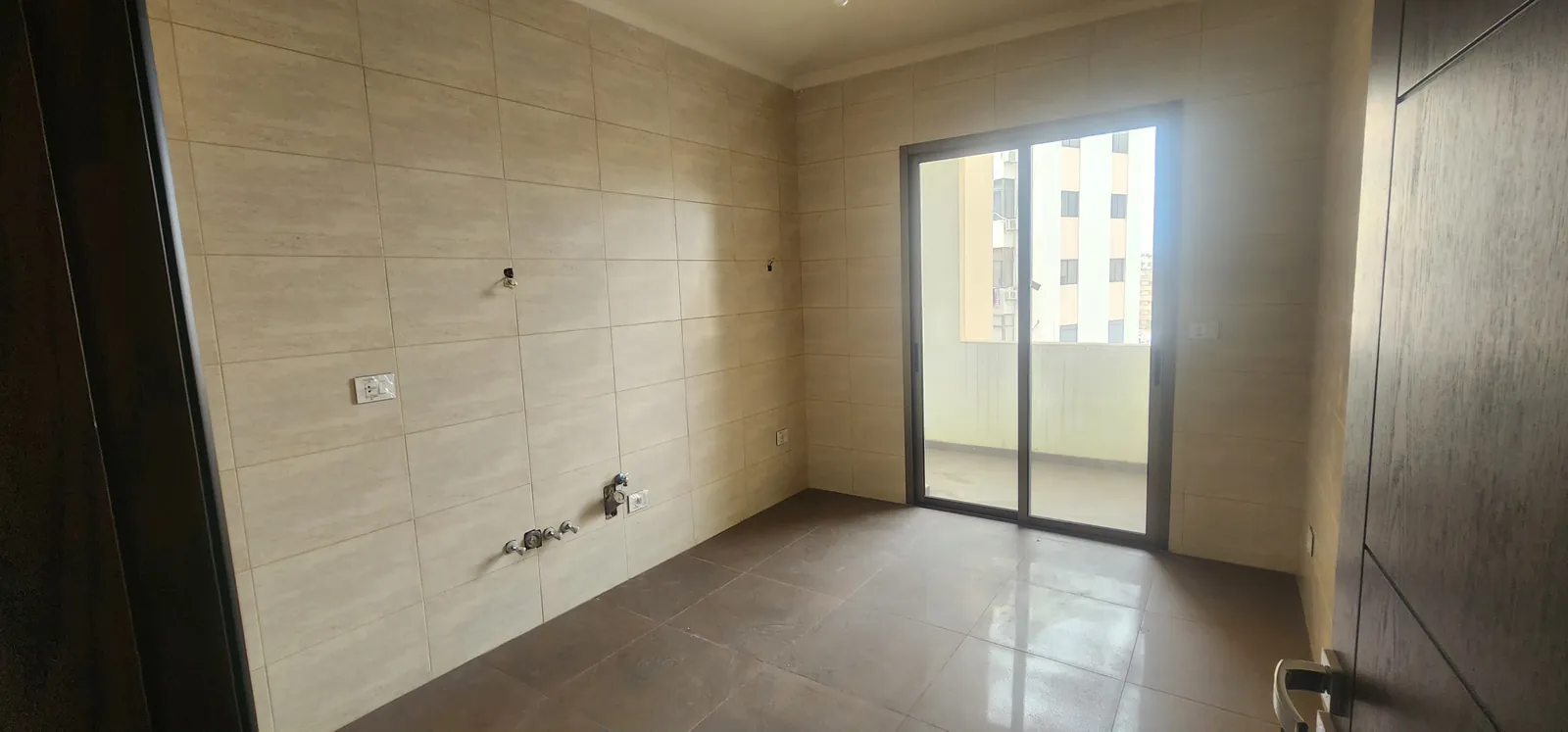 Apartment for Sale in Baouchrieh — الصورة 4