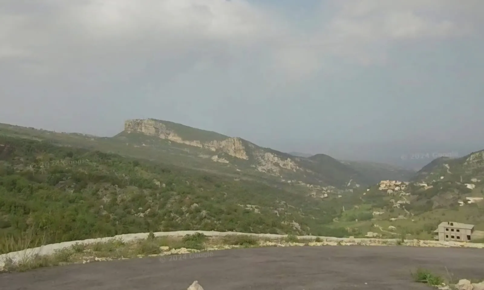 Land for Sale in Beit Monzer