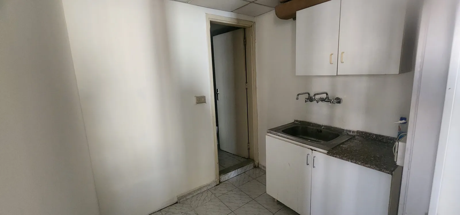 Office for Rent in Baouchrieh — photo 4