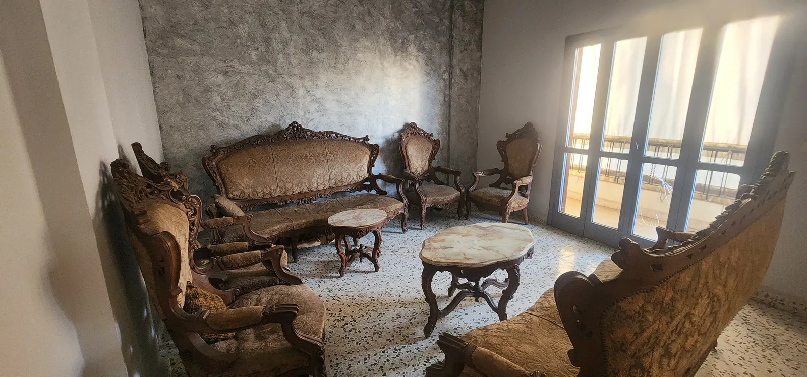 Apartment for Sale at Baouchrieh / Dekweneh