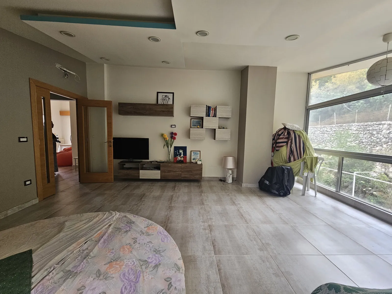 Building for Sale in kfour — الصورة 3