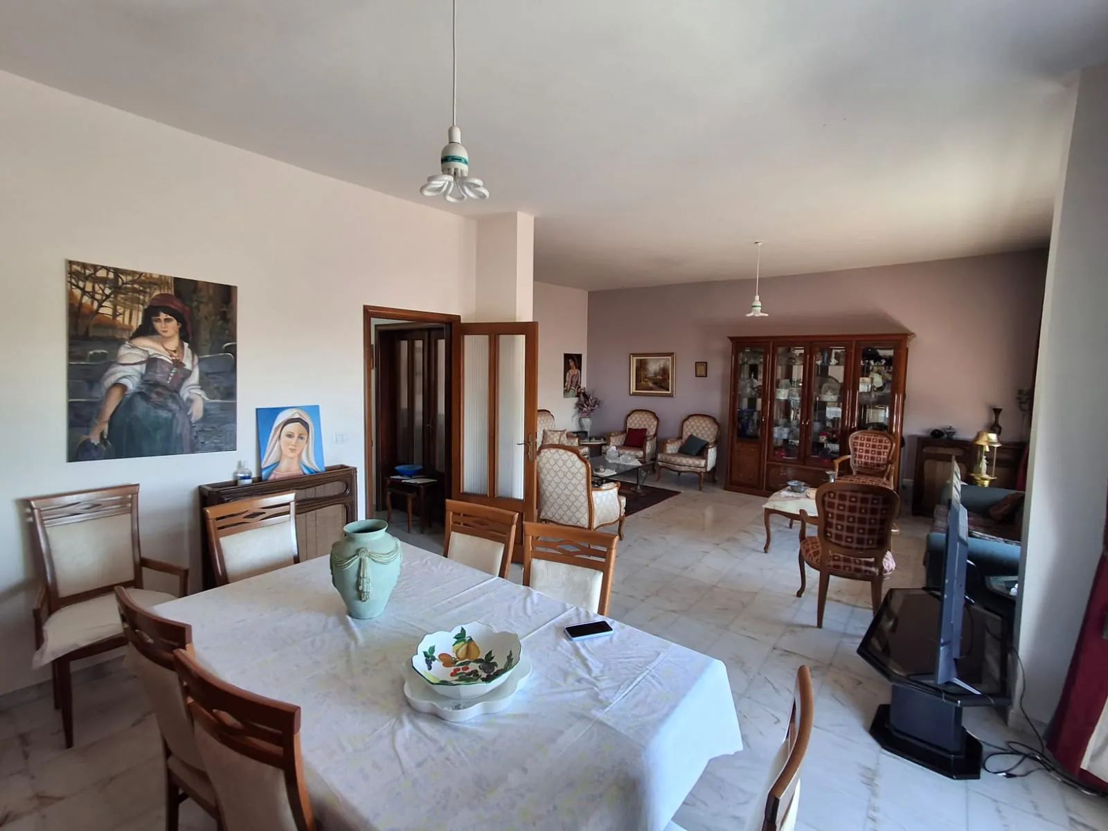 Apartment for Sale In Rayfoun