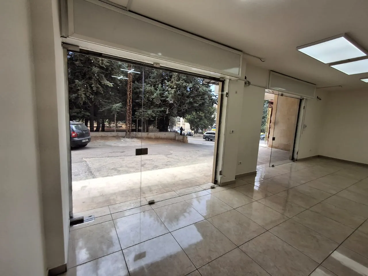 Shop for Rent in Douar — photo 2